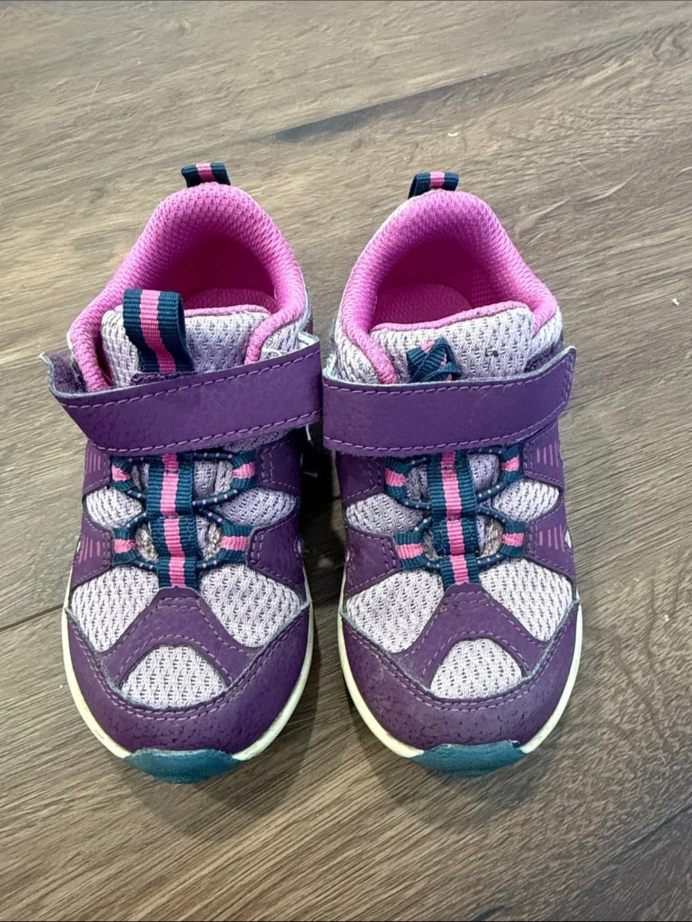 Kids Merrell Hiking shoe size 8W